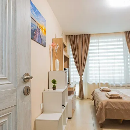Apartment Lazur Delight Burgas