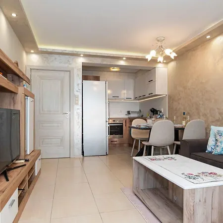 Lazur Delight Apartment Burgas